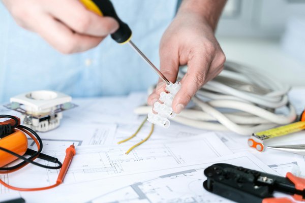 Les avantages des tableaux électriques Schneider pour les professionnels