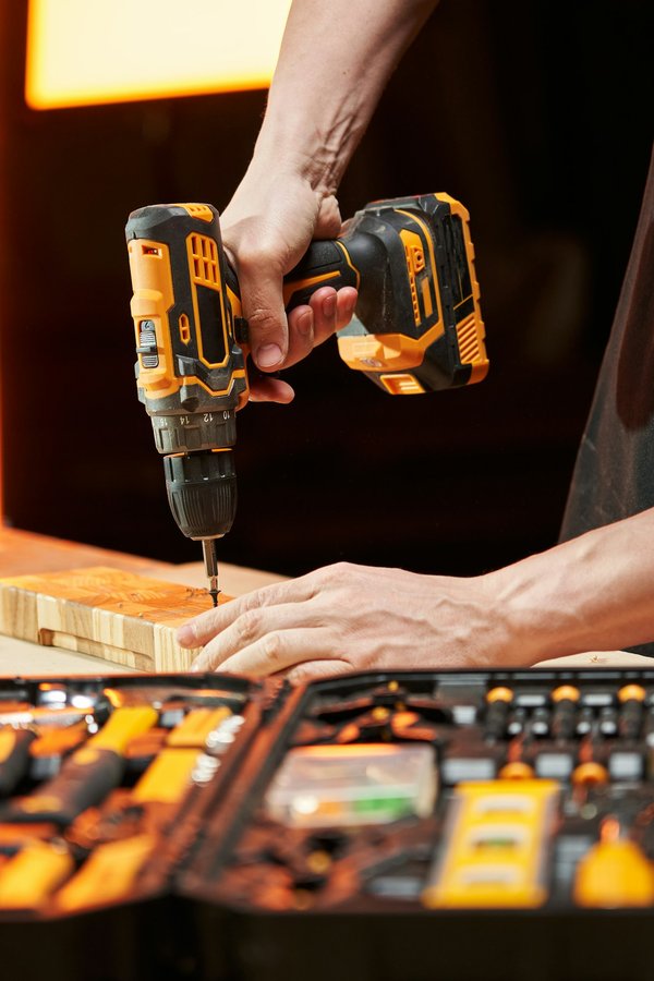 Vis autoperceuse : installations rapides et solutions efficaces